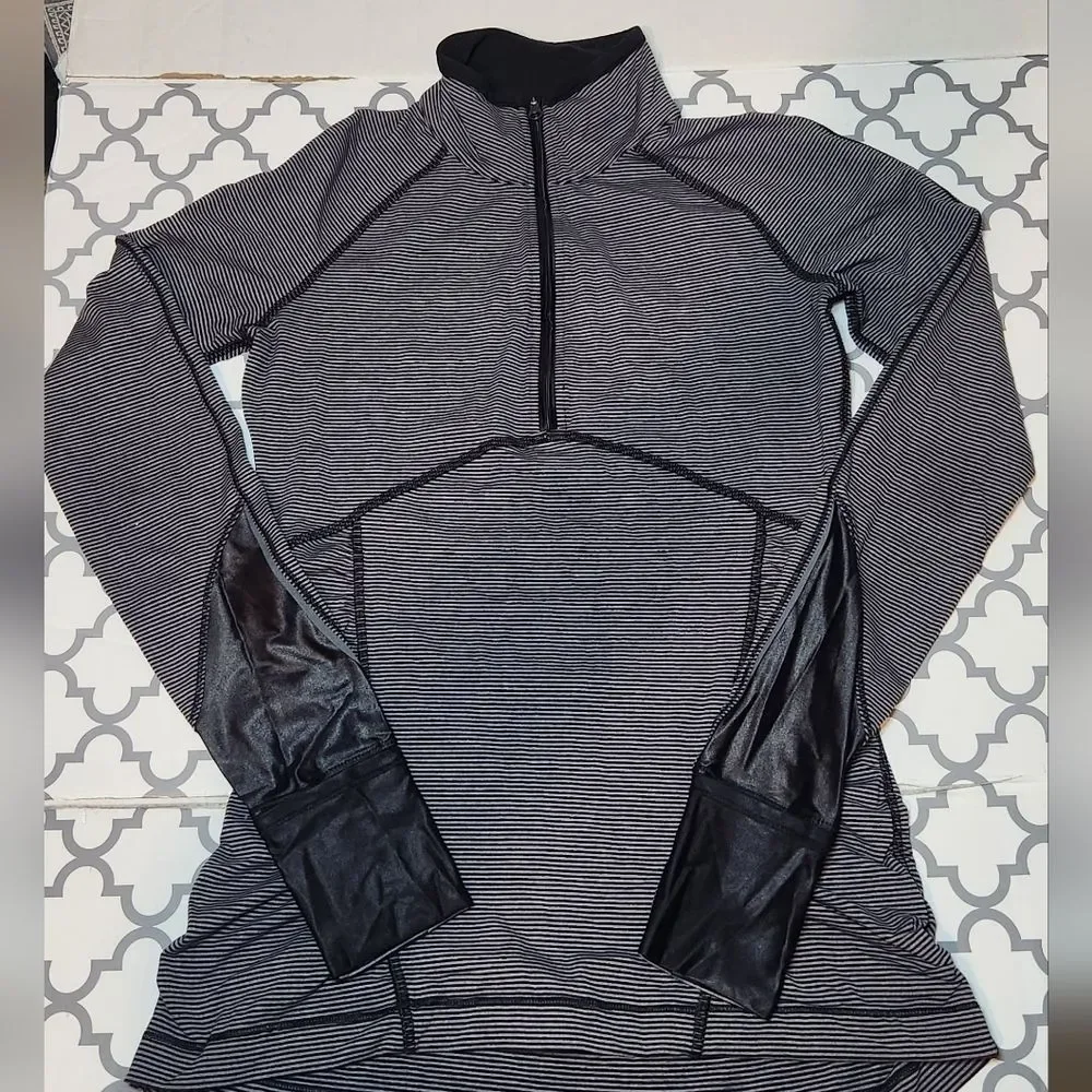 Lululemon Half Zip Tracking Sweatshirt Size 6
